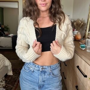 Zara Cropped Knit Shrug / Bolero Cardigan M